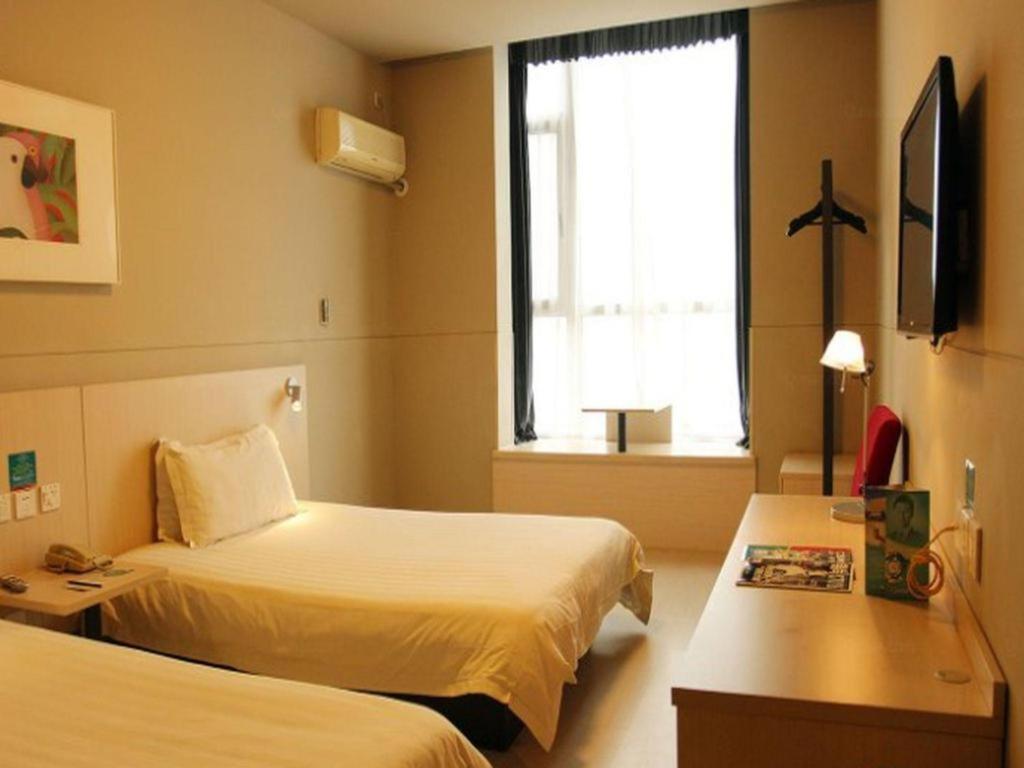 Jinjiang Inn Tiayuan Wuyi Square Taiyuan  Exteriör bild